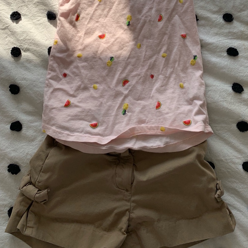 Crewcuts khaki shorts with bows!